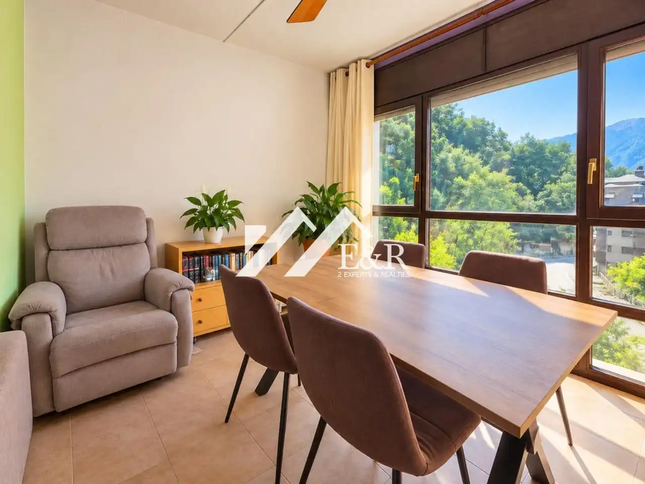 Flat with lift for sale in Ctra. de l'Obac