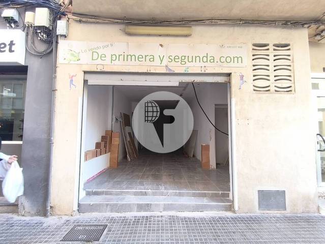 Local comercial en Alquiler en S'Arenal
