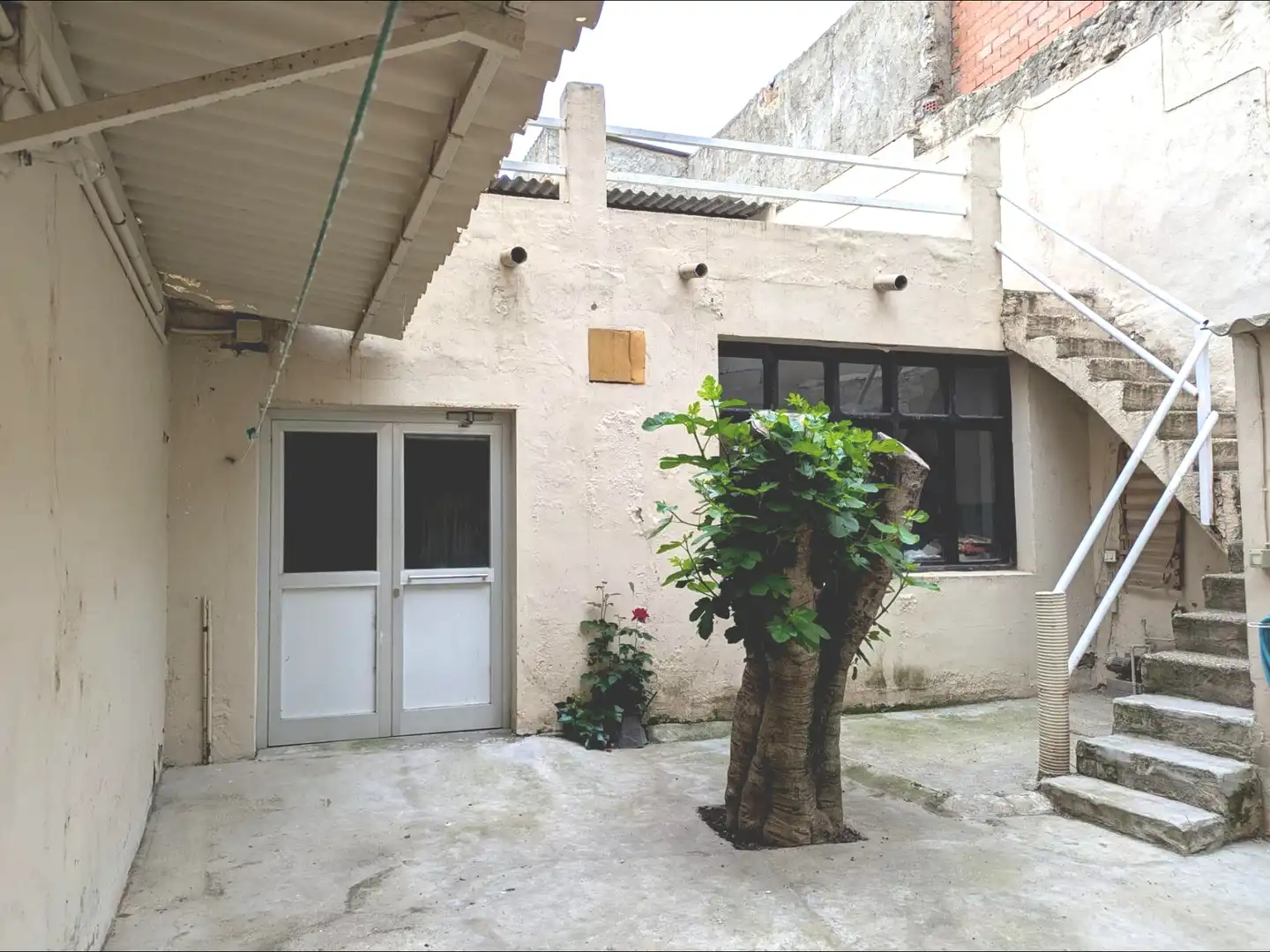 Exterior view of Houses for sale in Quinto  with Balcony