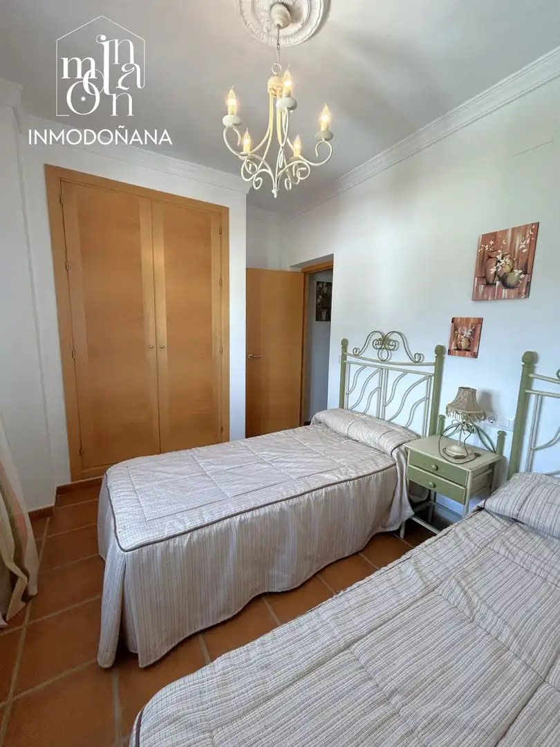 Habitación de Casa o chalet en venta en Almonte con Terraza, Trastero y Amueblado