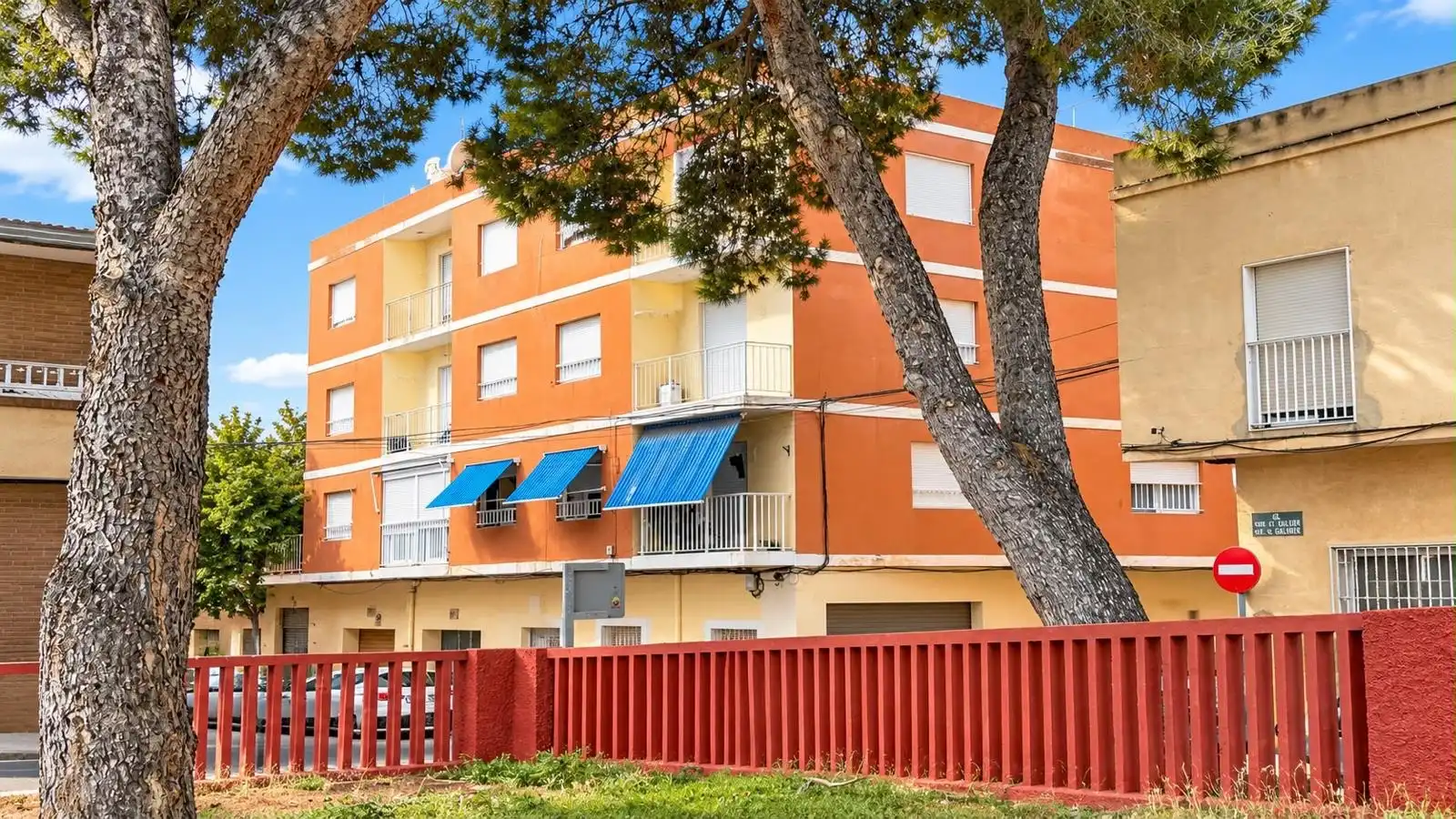 Vista exterior de Apartament en venda en Santa Pola ciudad