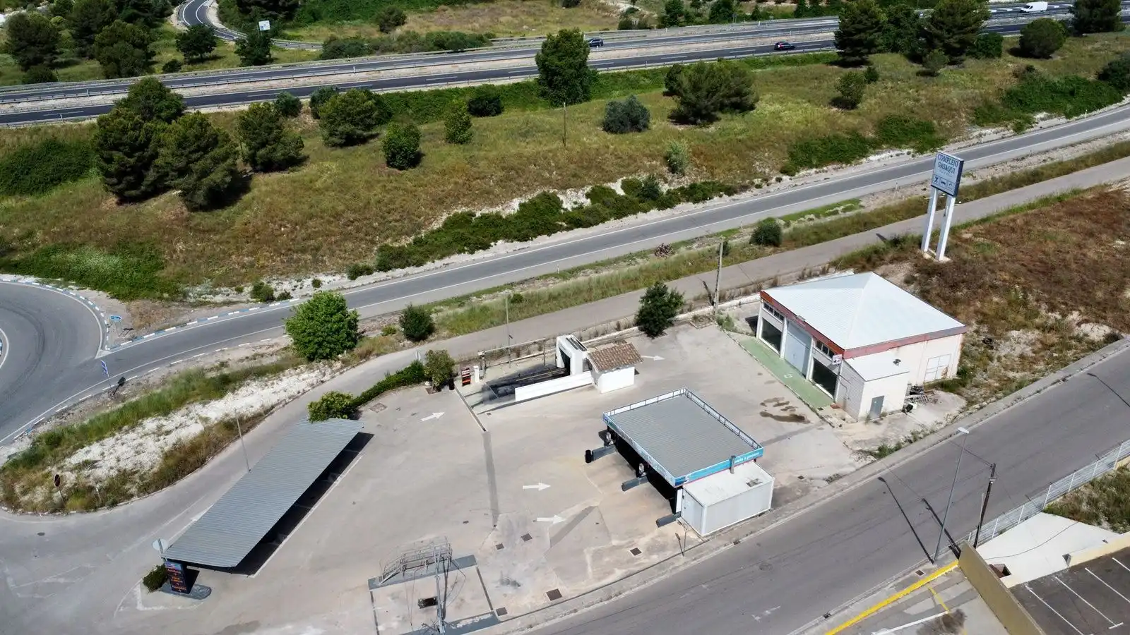 Vista exterior de Local en venda en L'Olleria amb Aire condicionat