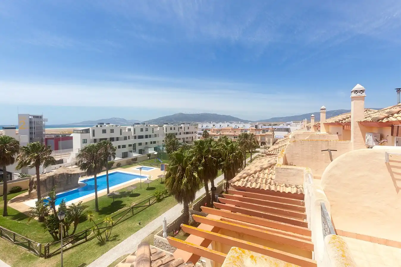 Vista exterior de Casa adosada en venta en Tarifa con Aire acondicionado, Calefacción y Jardín privado