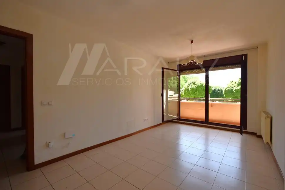 Flat for sale in Calle Ciudad Vieja de Cáceres, PAU de Carabanchel