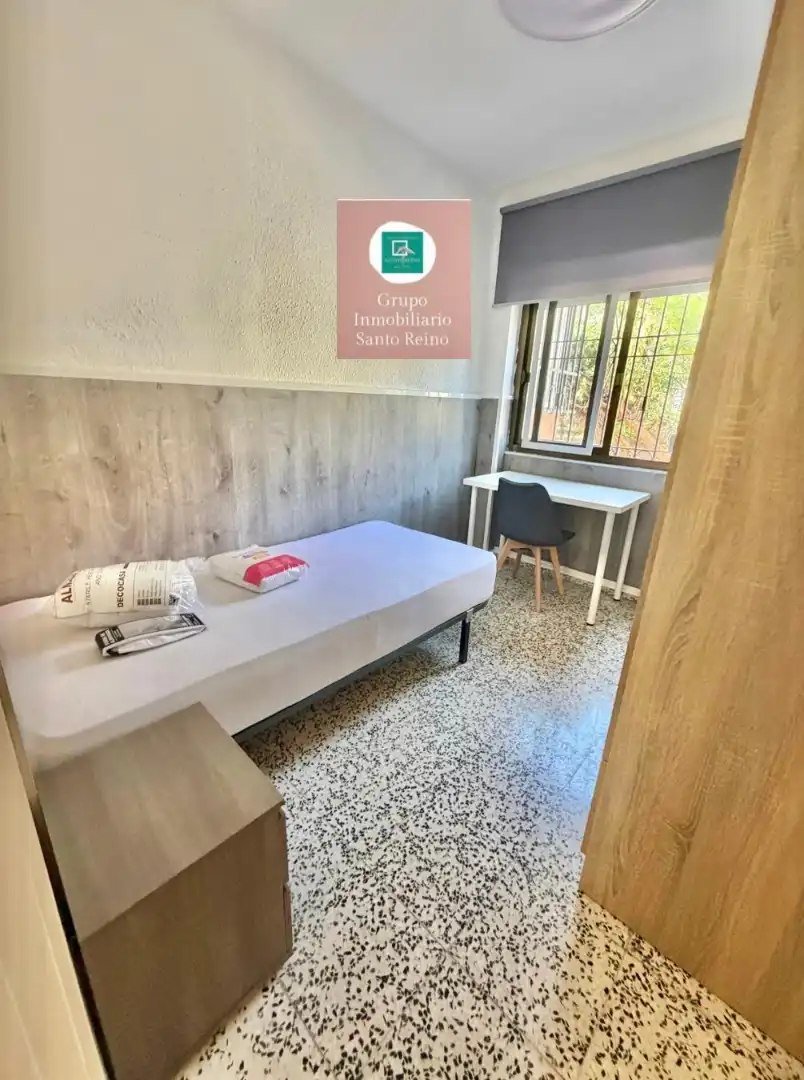 Habitación en Avenida de Madrid, 41, Renfe - Bulevar 1ª y 2ª Fase