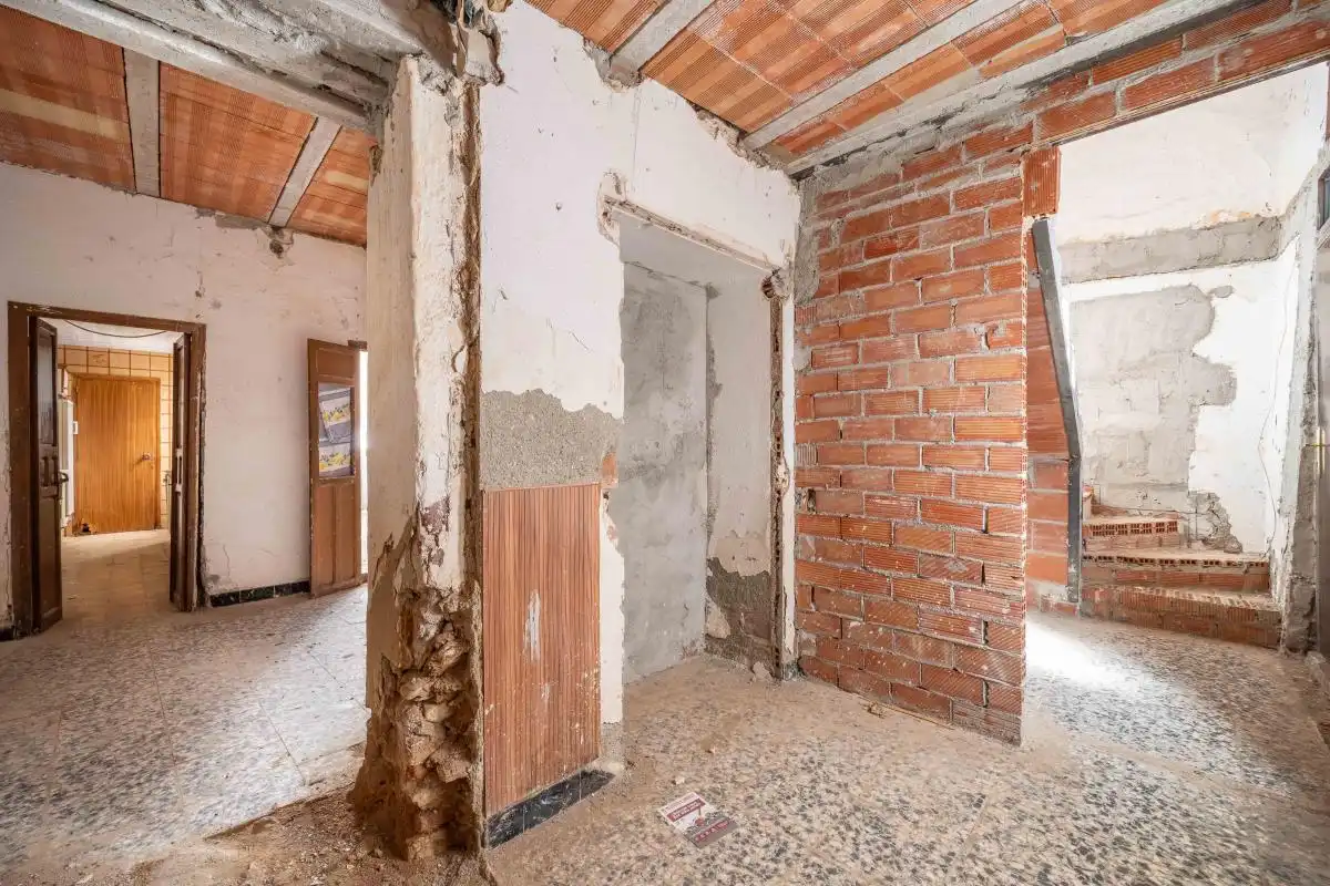 Casa adosada en venta en Benamargosa con Calefacción, Terraza y Balcón