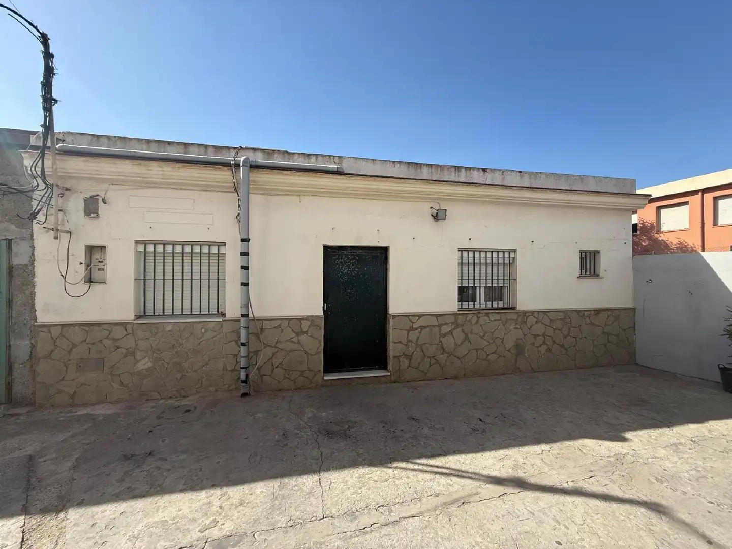 Vista exterior de Casa o xalet en venda en La Línea de la Concepción