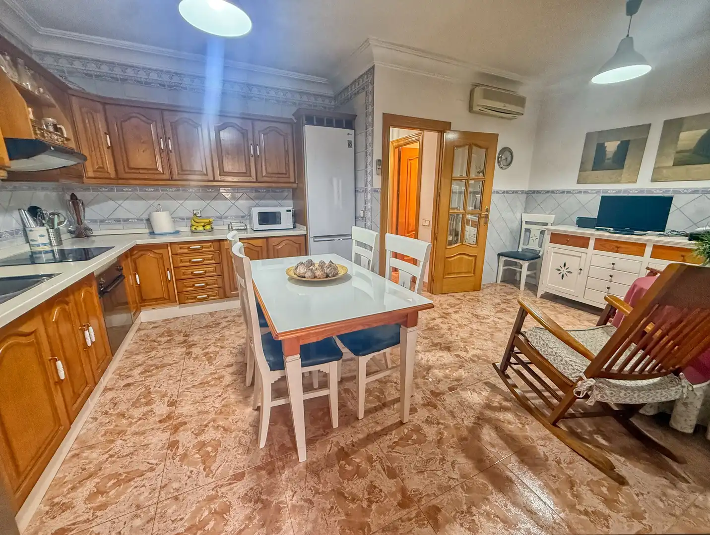 Cocina de Casa o chalet en venta en Almagro con Aire acondicionado, Calefacción y Terraza