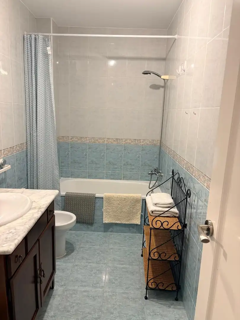 Baño de Piso de alquiler en Torrenueva Costa con Amueblado