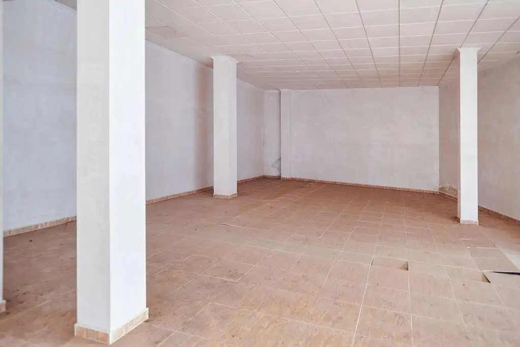 Local comercial en venda a De Andalucía, imagen 6
