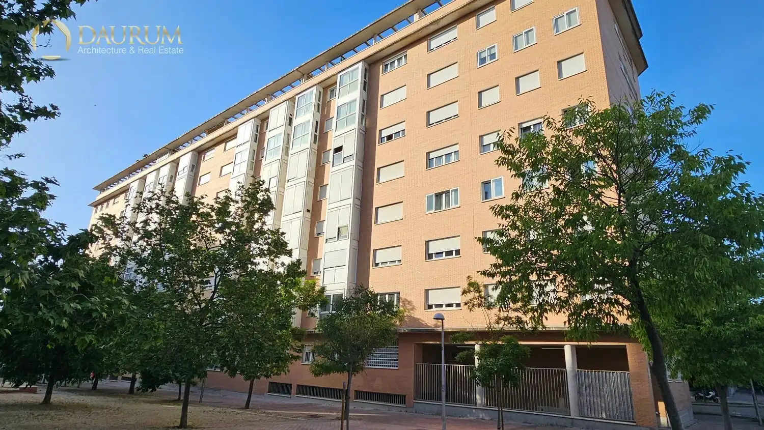 Exterior view of Flat for sale in Madrid  with Heating and Storage room