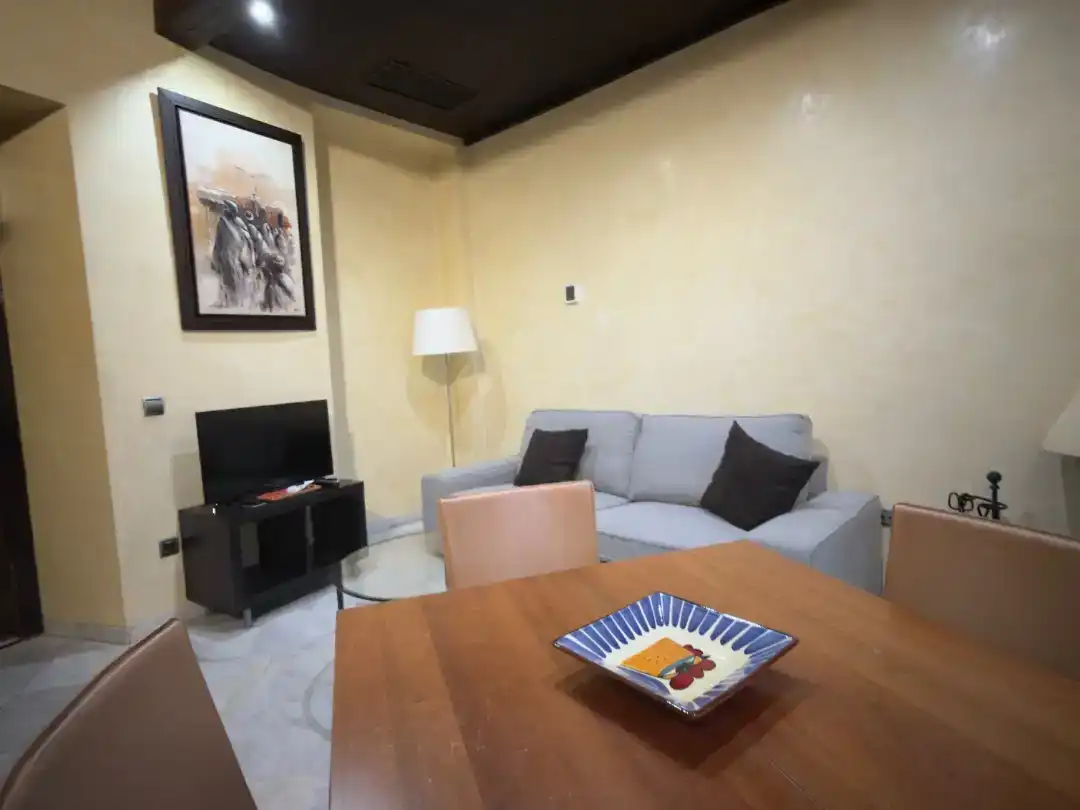 Sala d'estar de Pis en venda en  Sevilla Capital amb Aire condicionat i Balcó