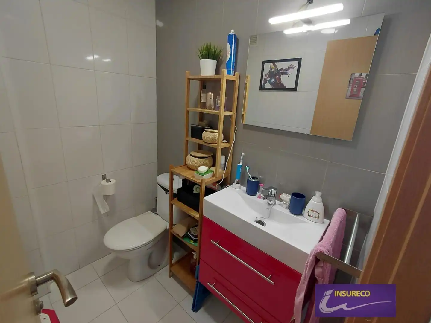 Baño de Casa adosada en venta en Valdefresno con Calefacción, Jardín privado y Terraza