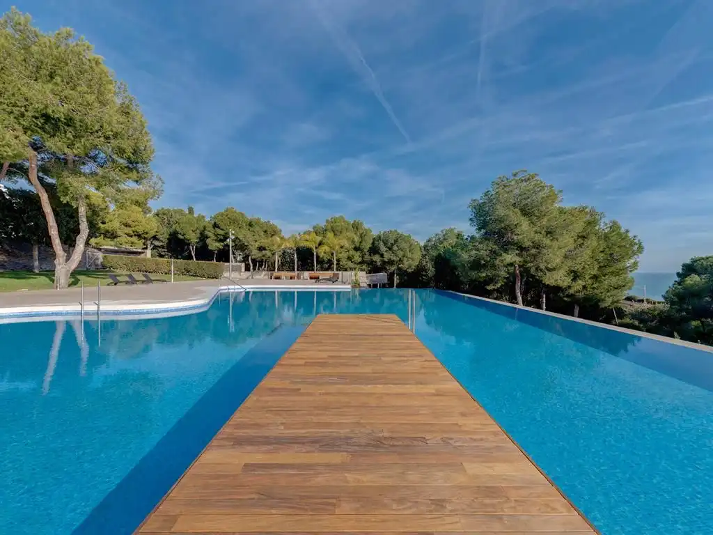 Dúplex amb piscina en venda a Carrer Blaumar 19