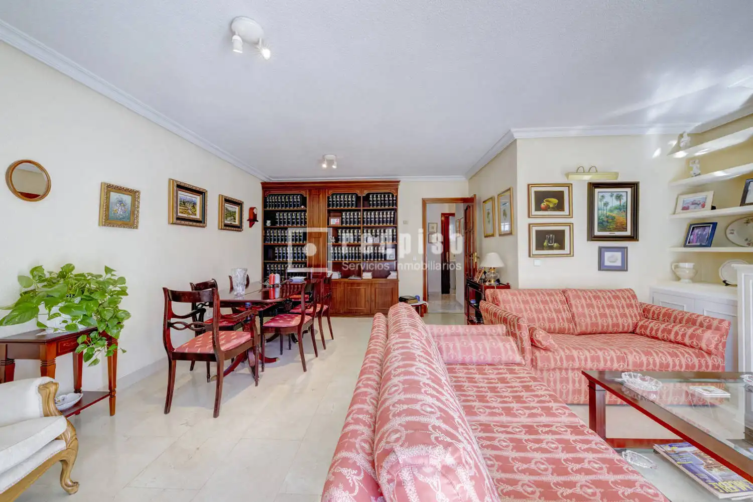 Living room of Houses for sale in Pozuelo de Alarcón  with Air Conditioner, Heating and Parquet flooring
