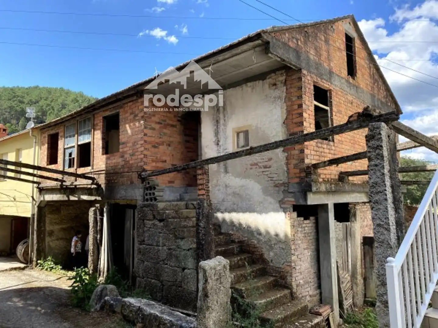 House for sale in Melón