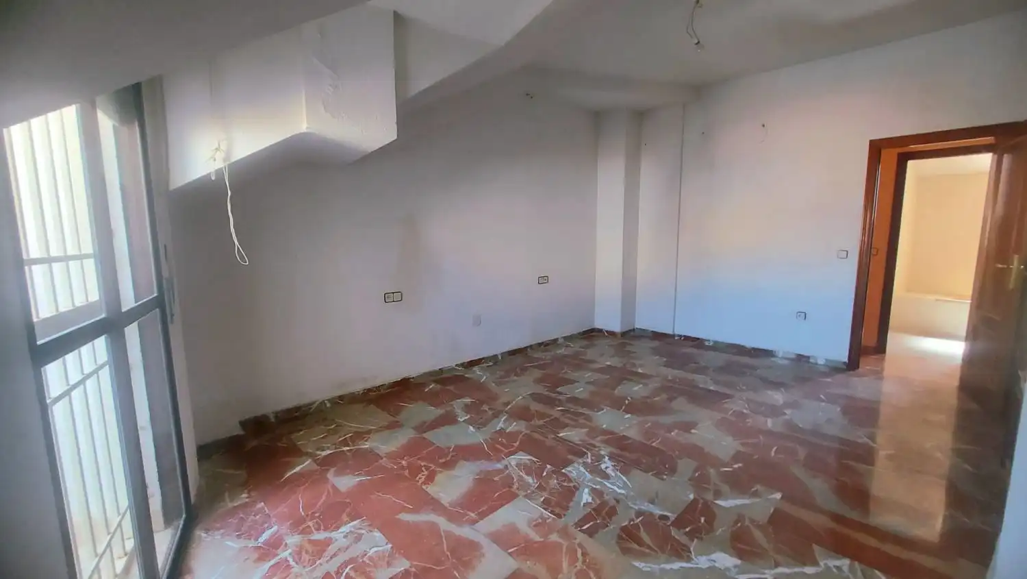 Dúplex en venta en Jaén con Aire acondicionado, Trastero y Balcón