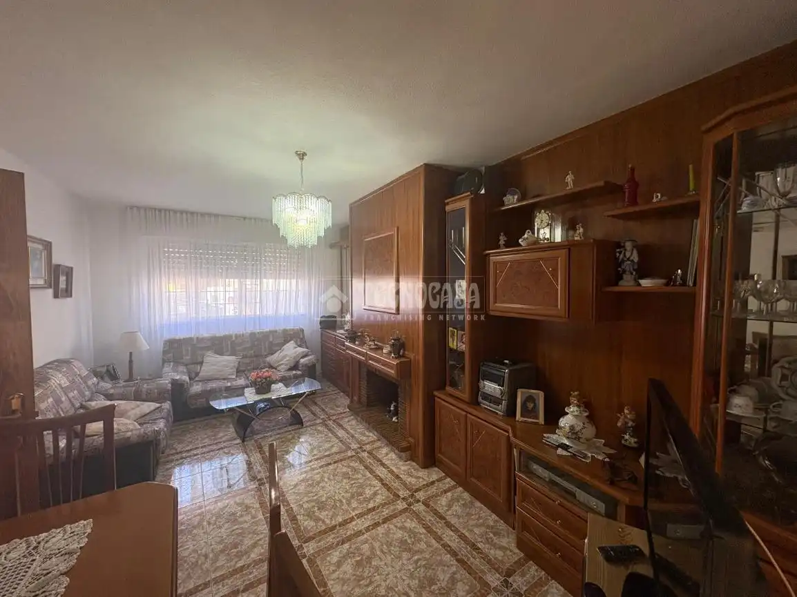 Sala de estar de Casa adosada en venta en Calera y Chozas con Aire acondicionado, Calefacción y Terraza