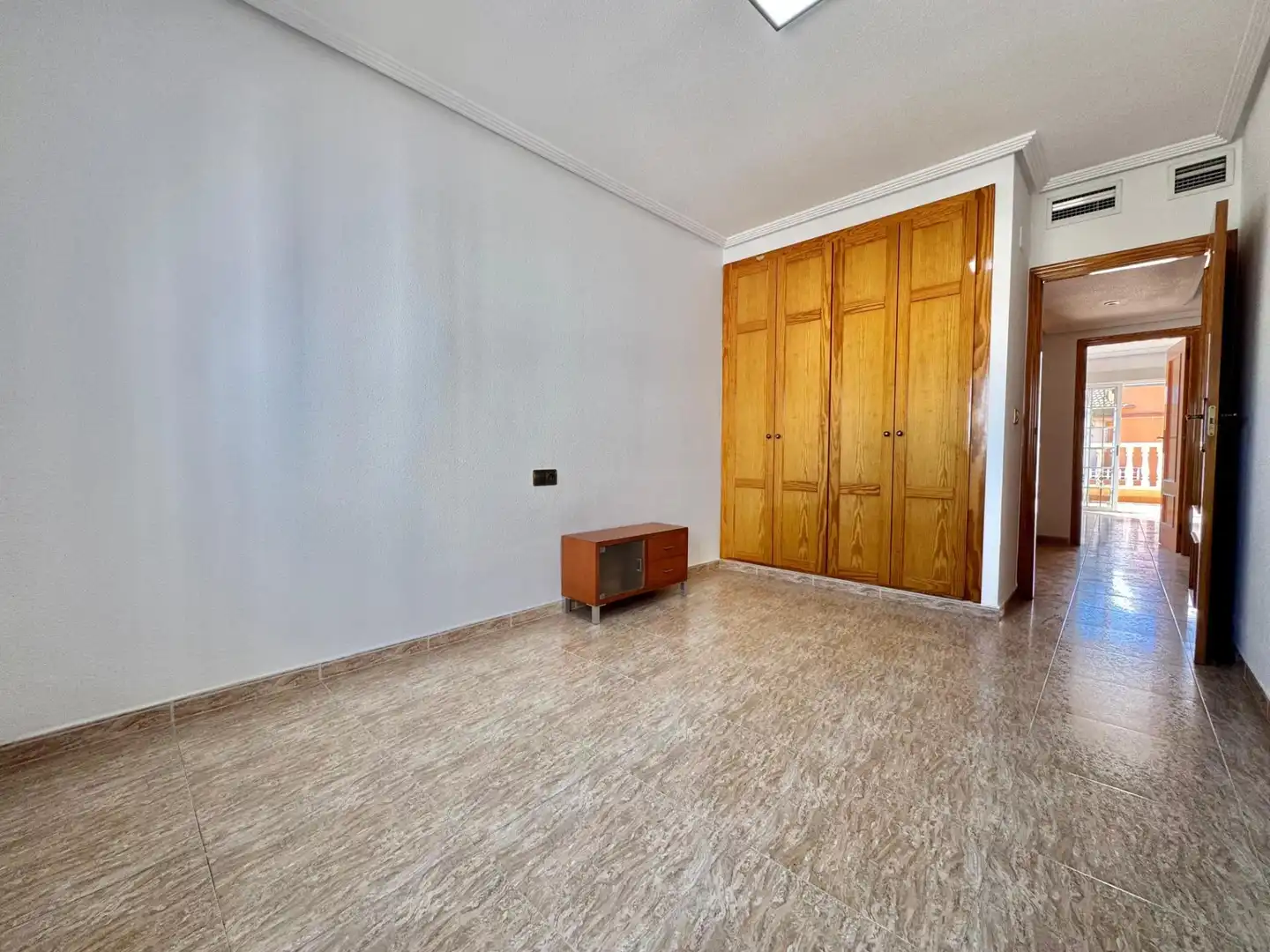 Dormitori de Casa o xalet en venda en Ceutí amb Terrassa i Traster