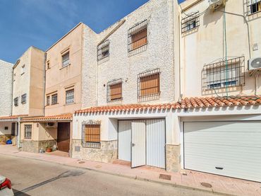 Casa en venda a Las Marinas-Pueblo laguna