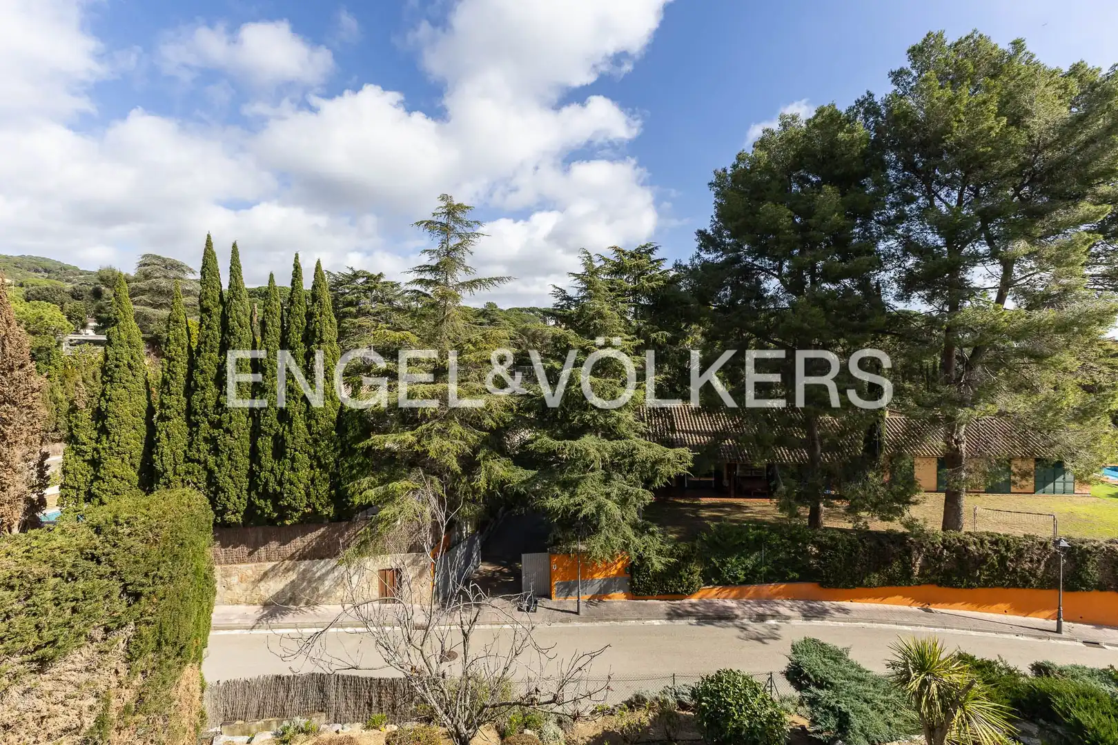 Vista exterior de Casa o chalet en venta en Sant Andreu de Llavaneres con Calefacción, Jardín privado y Parquet