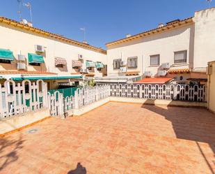 Vista exterior de Casa o xalet en venda en Valdemoro amb Aire condicionat