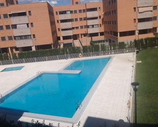 Swimming pool of Flat to rent in Cáceres Capital  with Air Conditioner, Heating and Terrace
