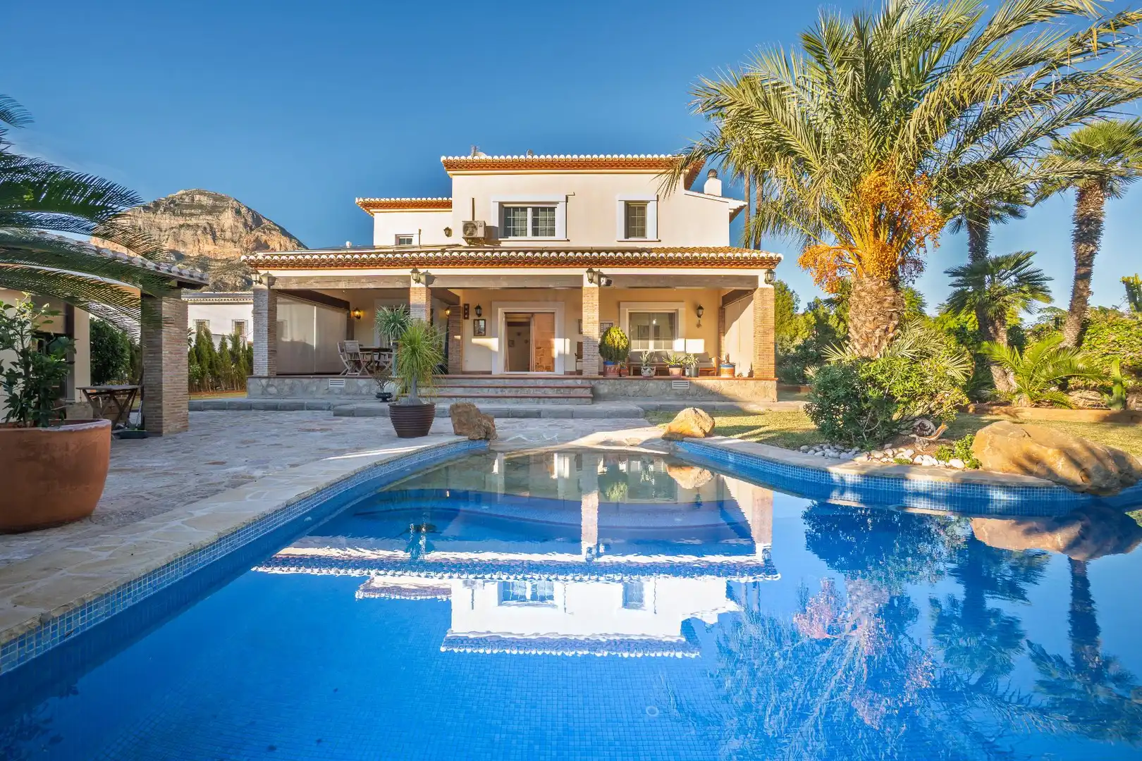 Swimming pool of Houses for sale in Jávea / Xàbia  with Air Conditioner, Heating and Private garden