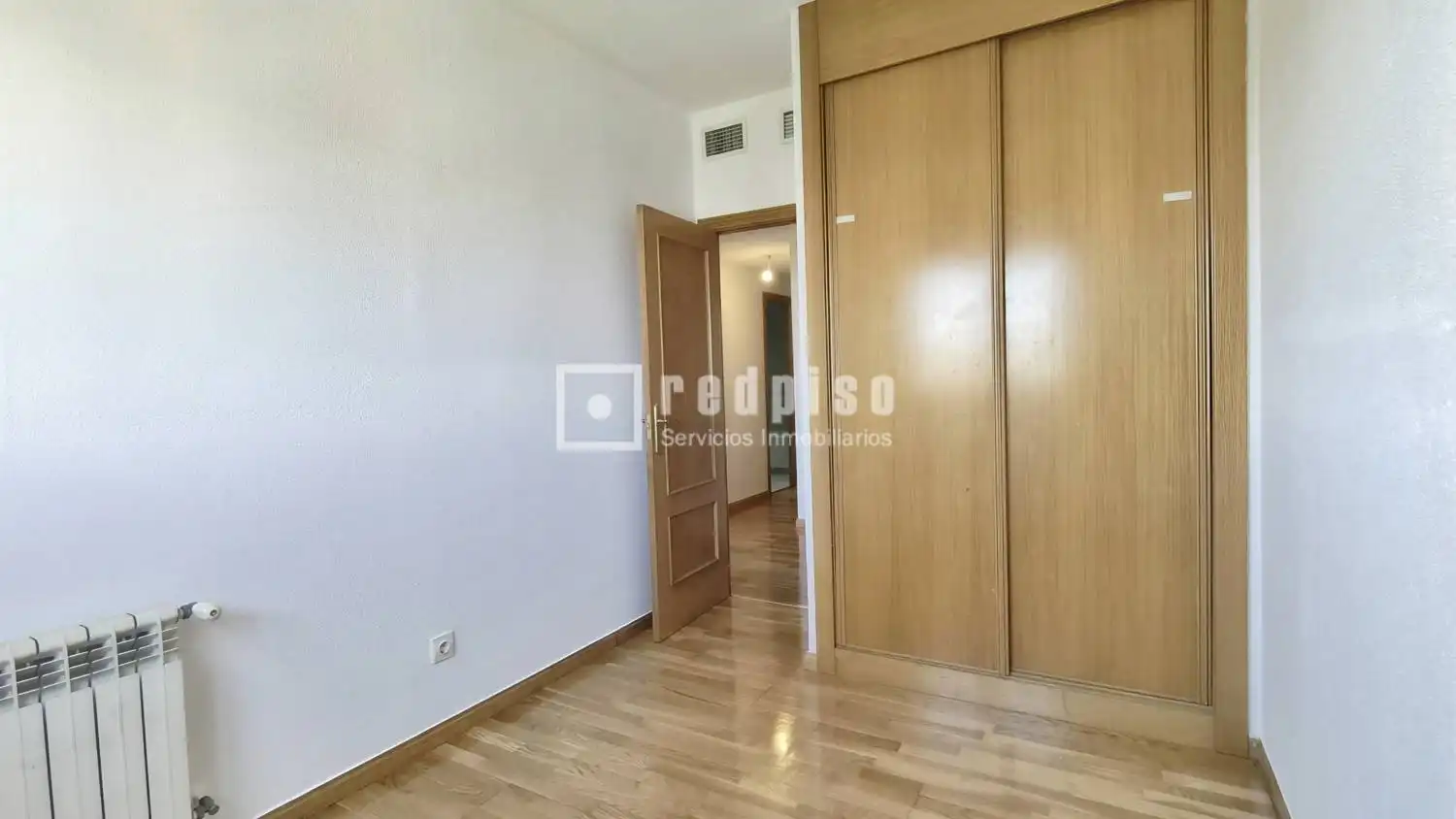 Bedroom of Flat for sale in Madrid  with Air Conditioner, Heating and Private garden