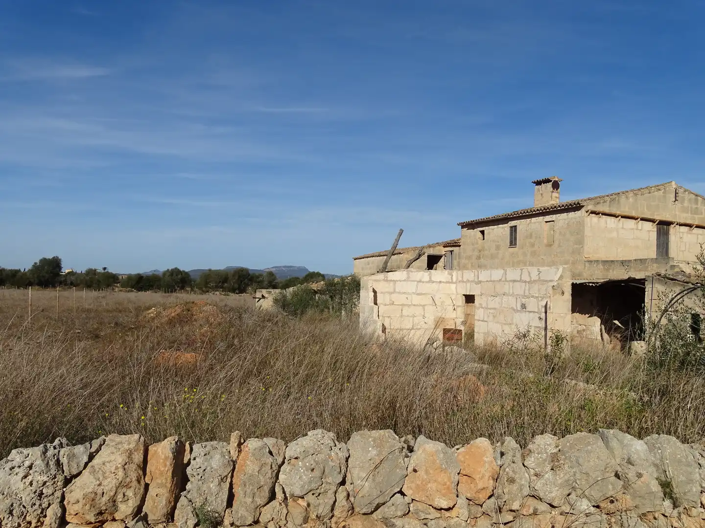 Vista exterior de Casa o xalet en venda en Campos amb Terrassa