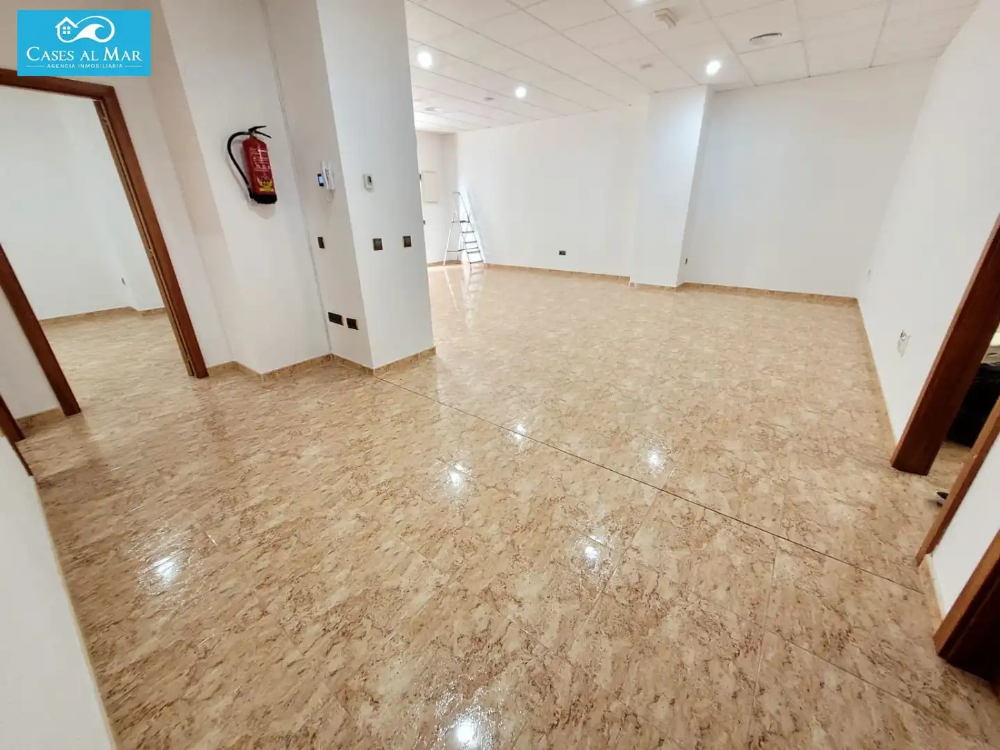 Local de alquiler en Oropesa del Mar / Orpesa con Aire acondicionado