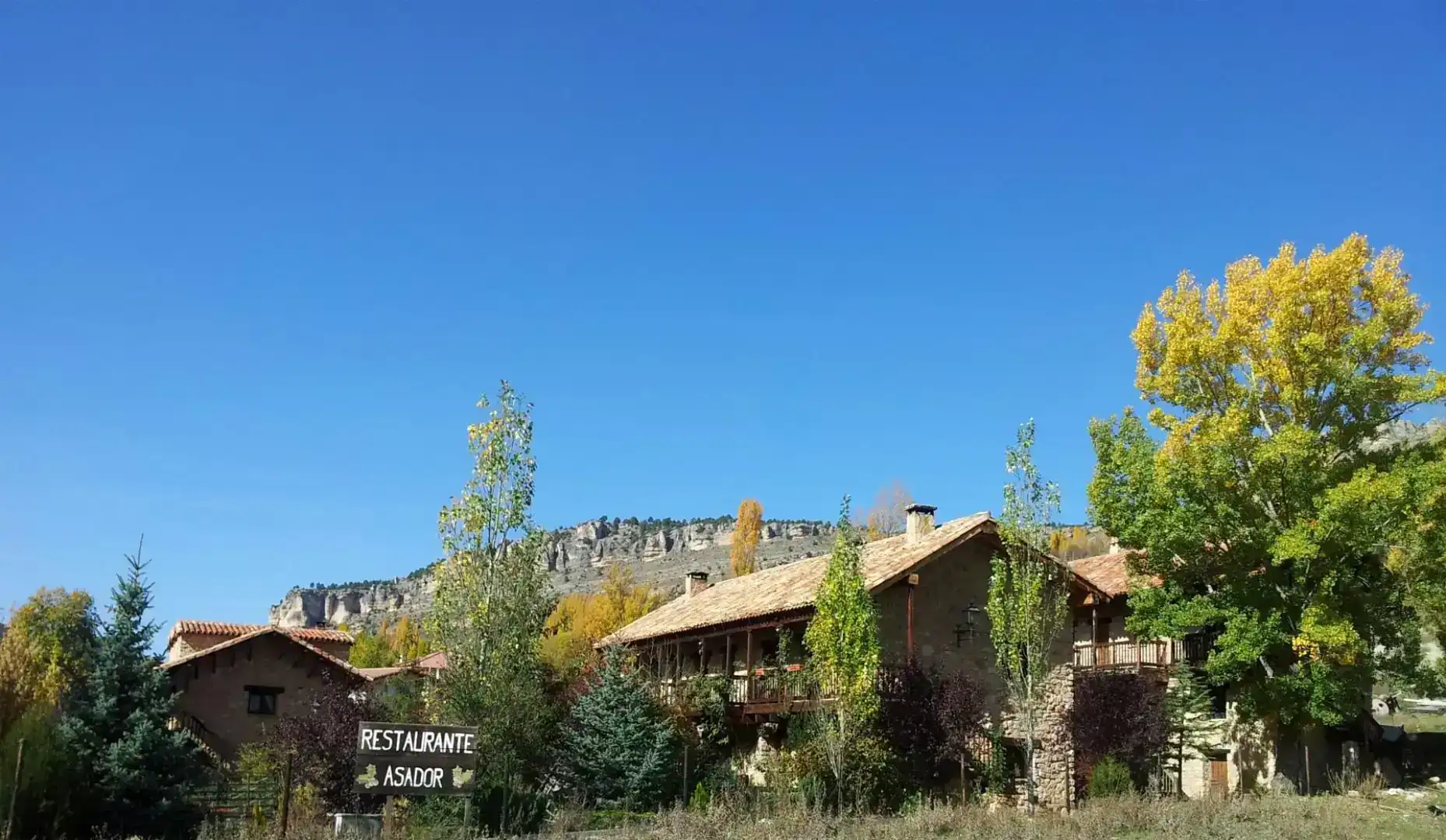 Country house zum Verkauf in Madrid mit Klimaanlage, Privatgarten und Parkett