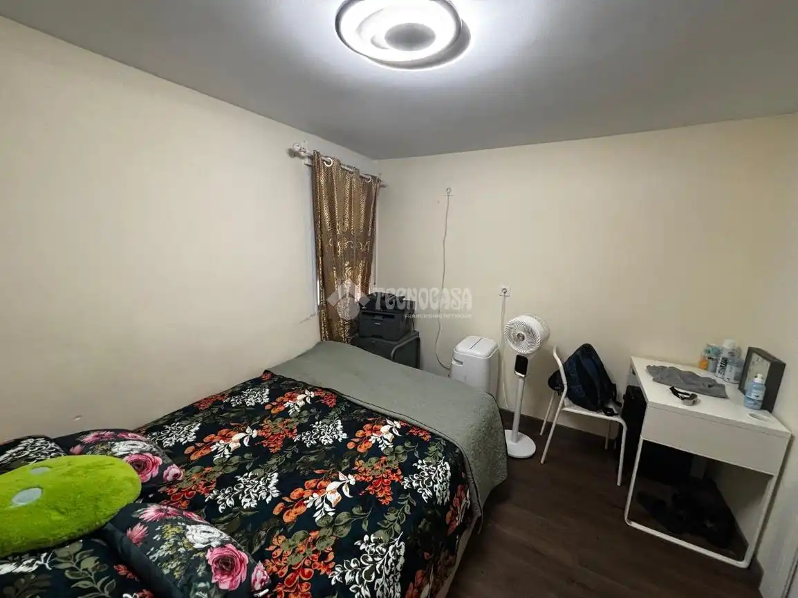 Habitación de Piso en venta en Valencia con Aire acondicionado