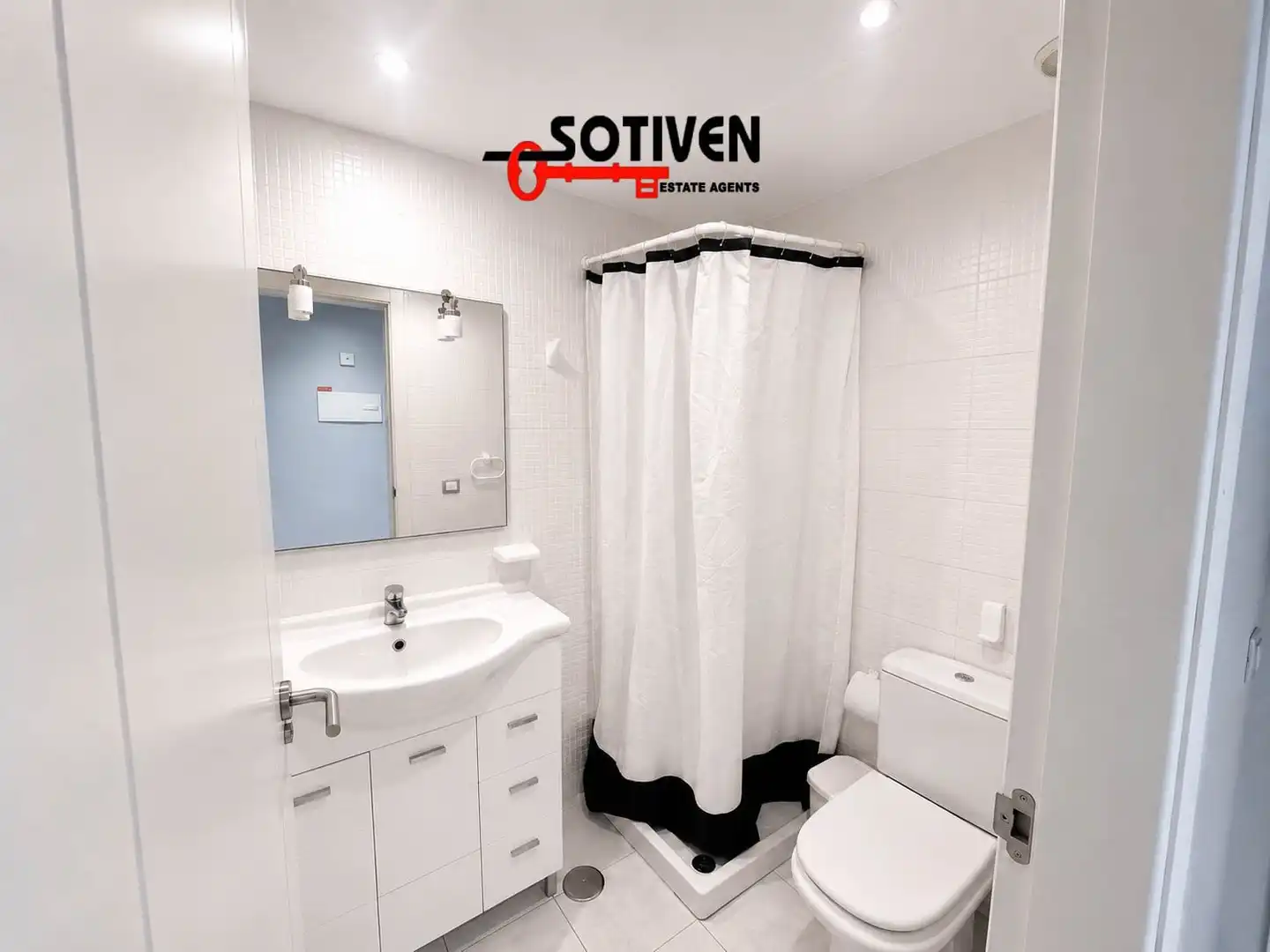 Badezimmer von Wohnungen zum Verkauf in Adeje mit Abstellraum