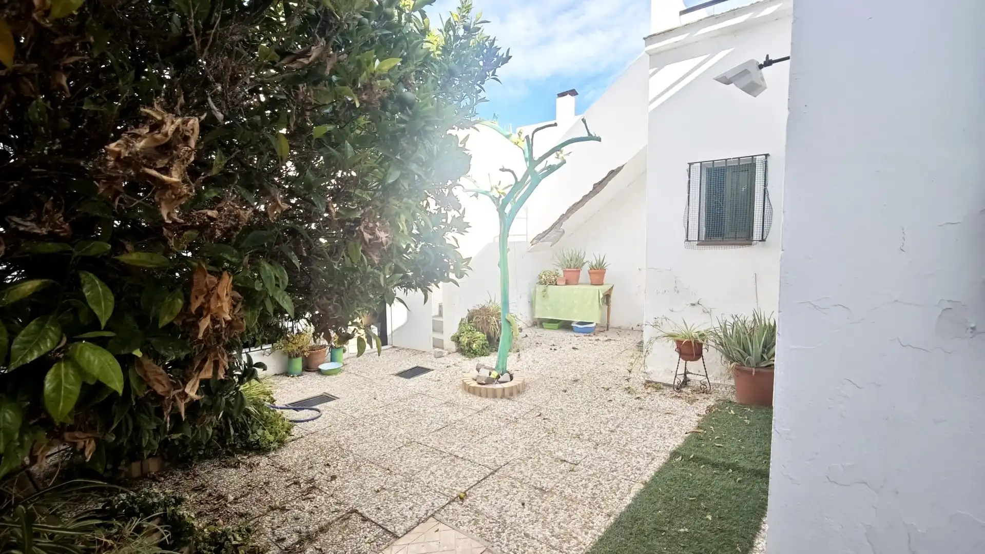 Garden of Houses for sale in Lepe
