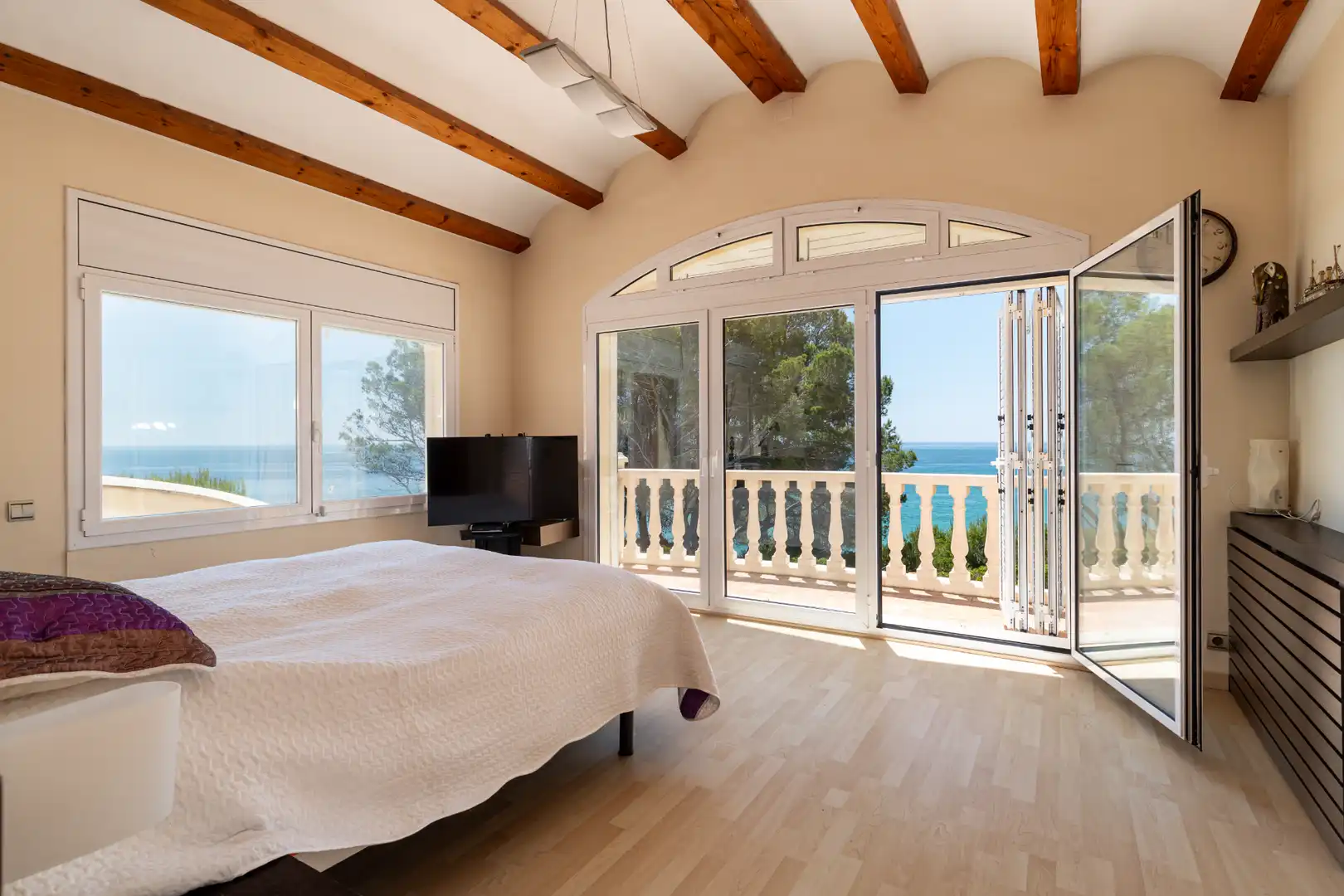 Casa con piscina en venta en Carrer de la Caleta, imagen 46