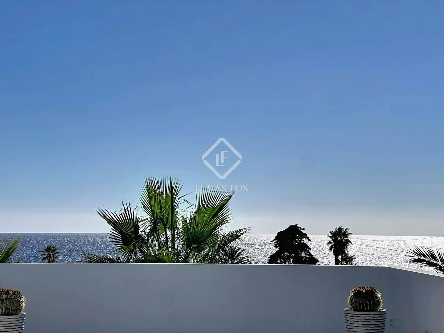 Vista exterior de Casa o xalet en venda en Sant Lluís amb Aire condicionat, Calefacció i Jardí privat