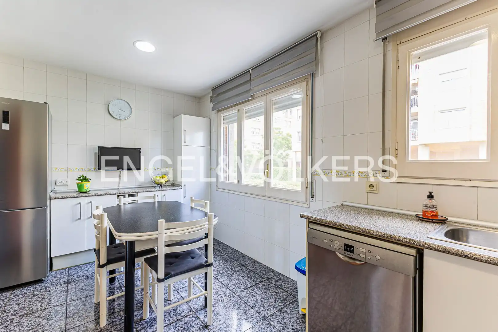 Cocina de Casa o chalet en venta en Viladecans con Calefacción, Jardín privado y Terraza
