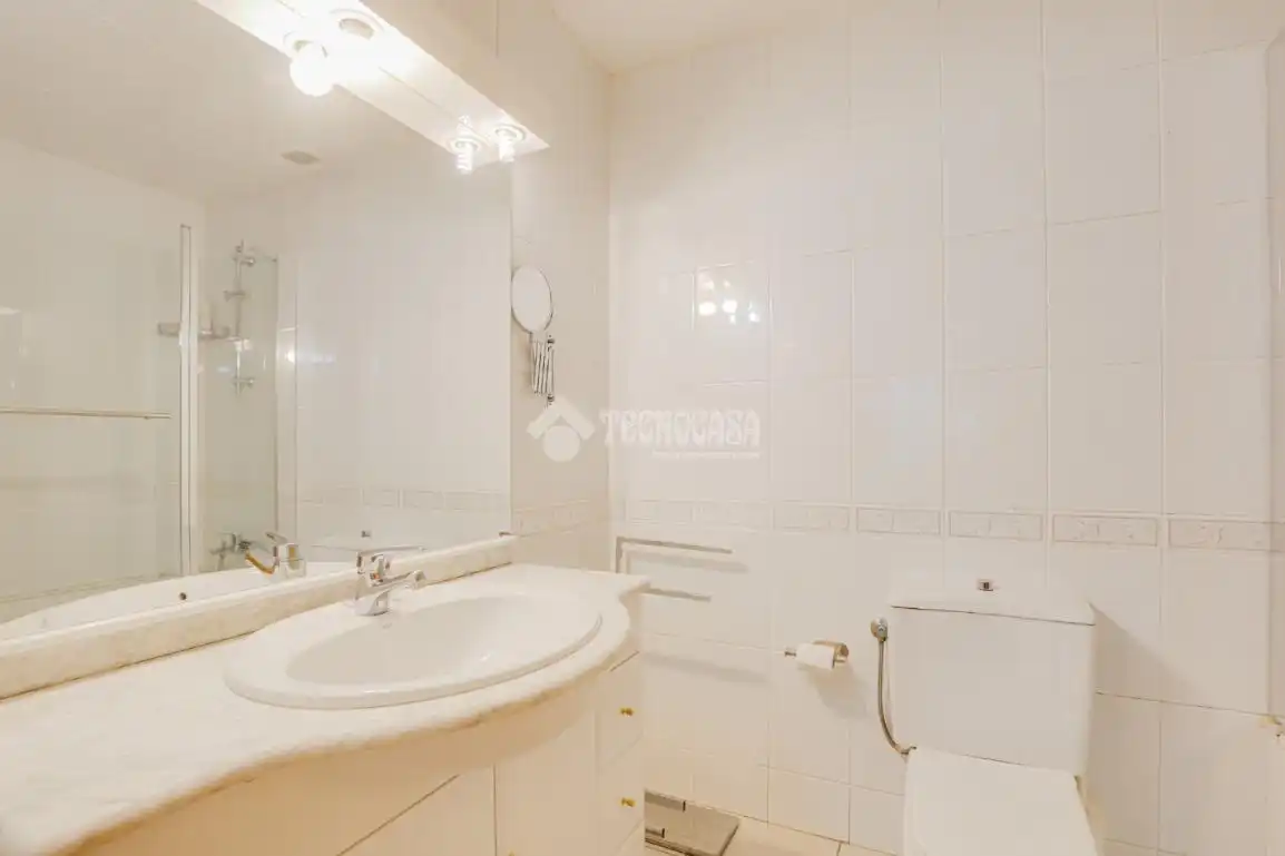 Bathroom of Flat for sale in Granollers  with Heating and Balcony