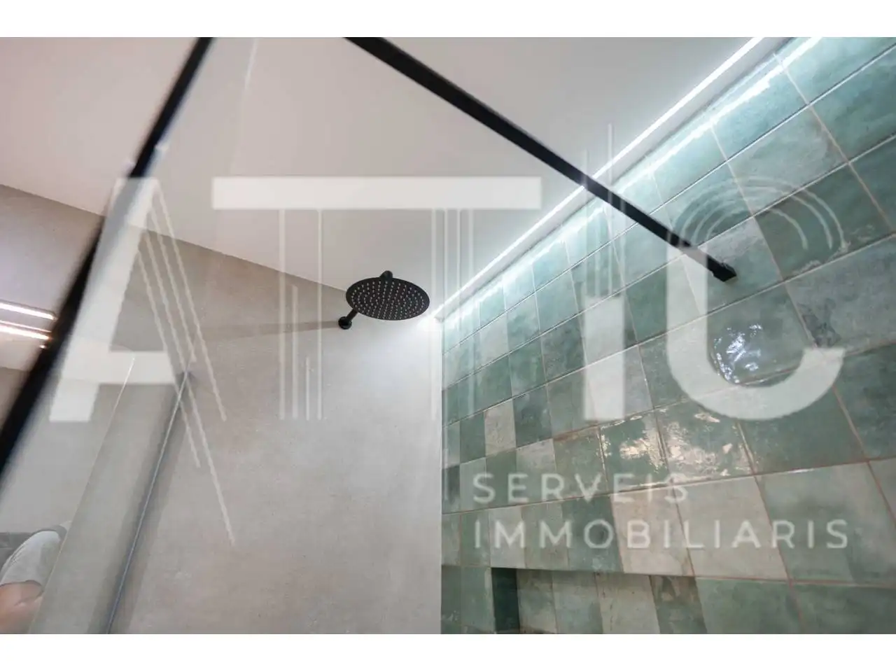 Baño de Piso en venta en Ripollet con Aire acondicionado, Parquet y Balcón