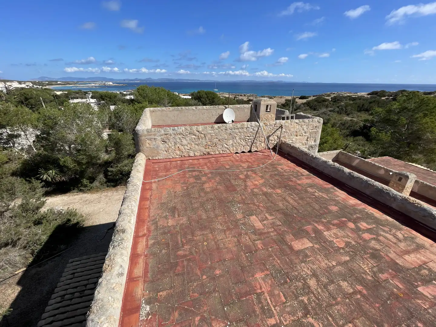Vista exterior de Casa o xalet en venda en Formentera amb Jardí privat, Terrassa i Piscina