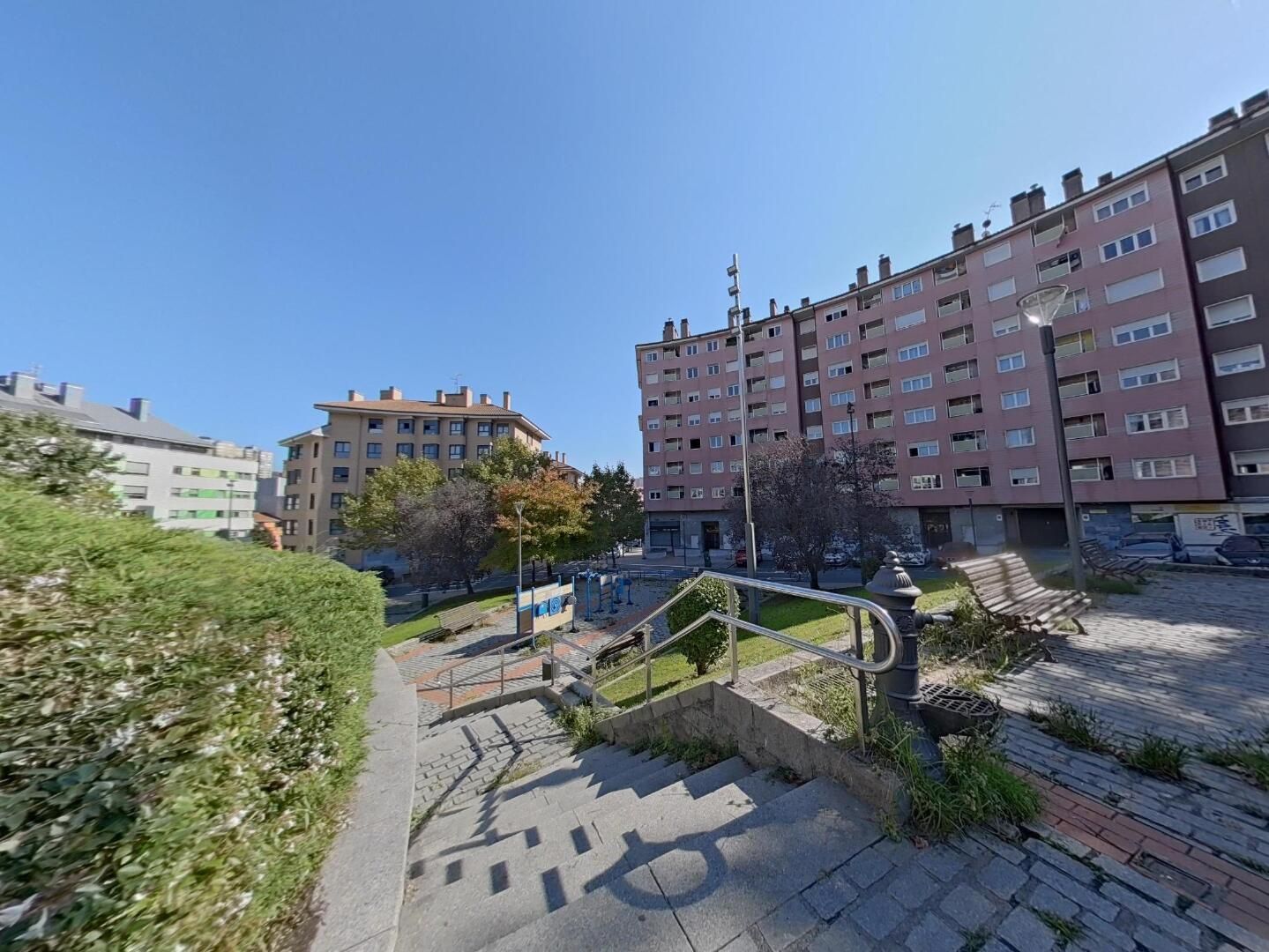 Vista exterior de Pis en venda en Bilbao 