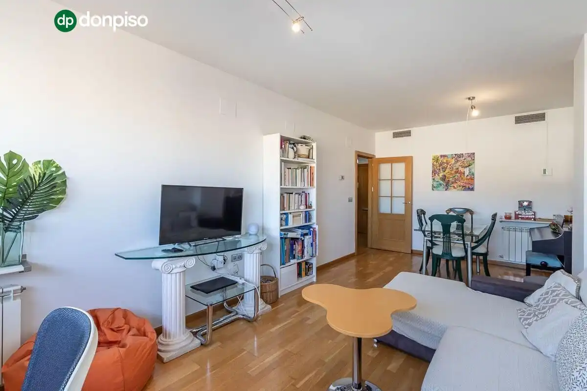 Penthouse with pool for sale in Avenida DE LA ILUSTRACION 77, imagen 19