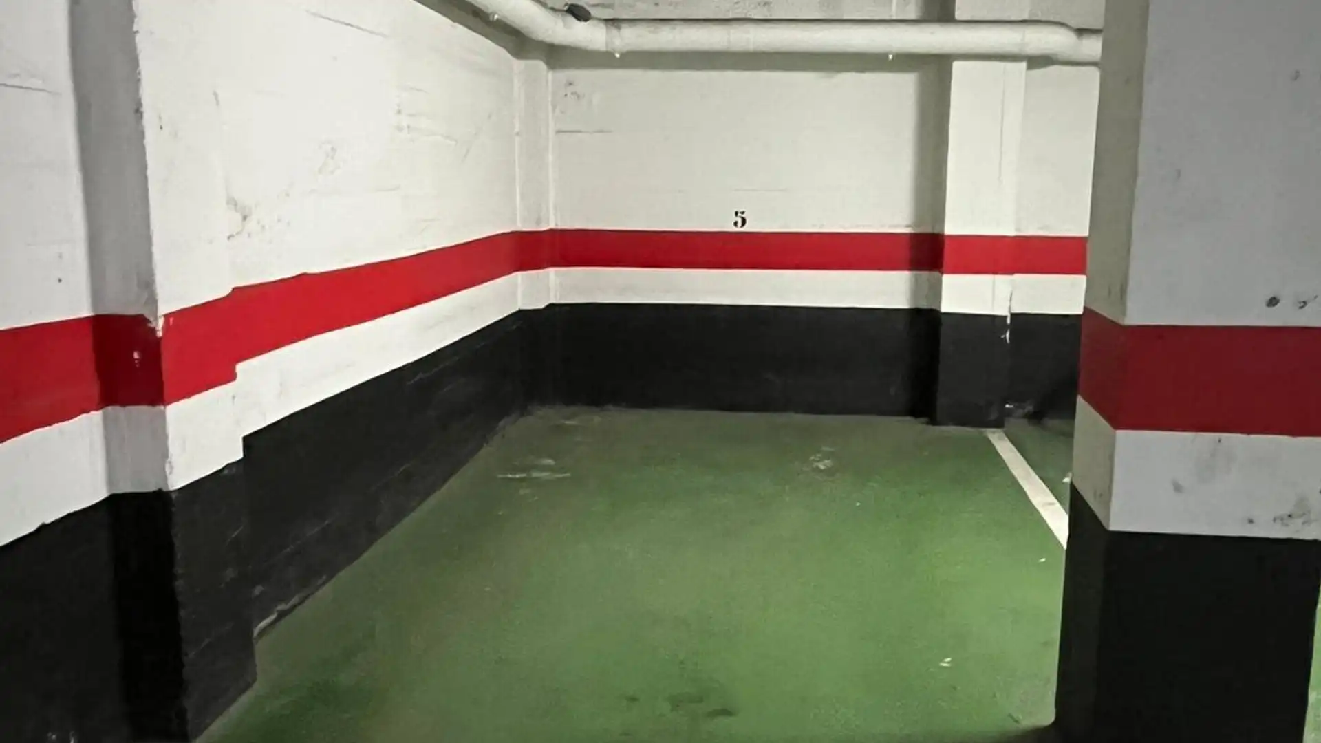 Garage for rent in  Zaragoza Capital