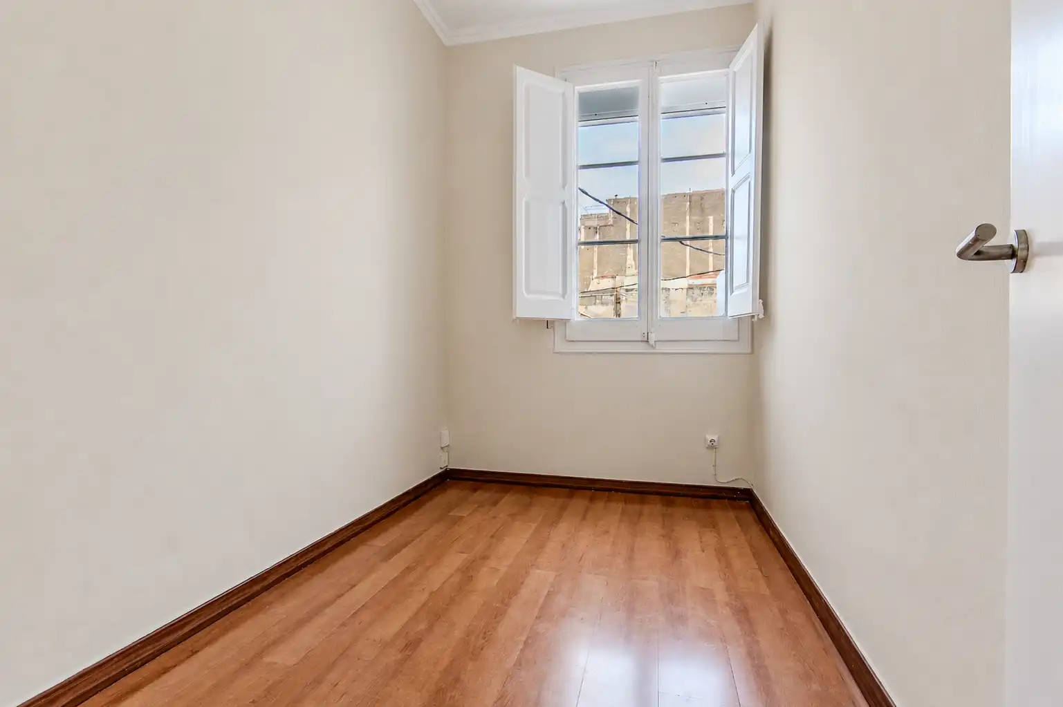 Habitación de Casa o chalet en venta en Premià de Mar con Parquet, Balcón y Alarma