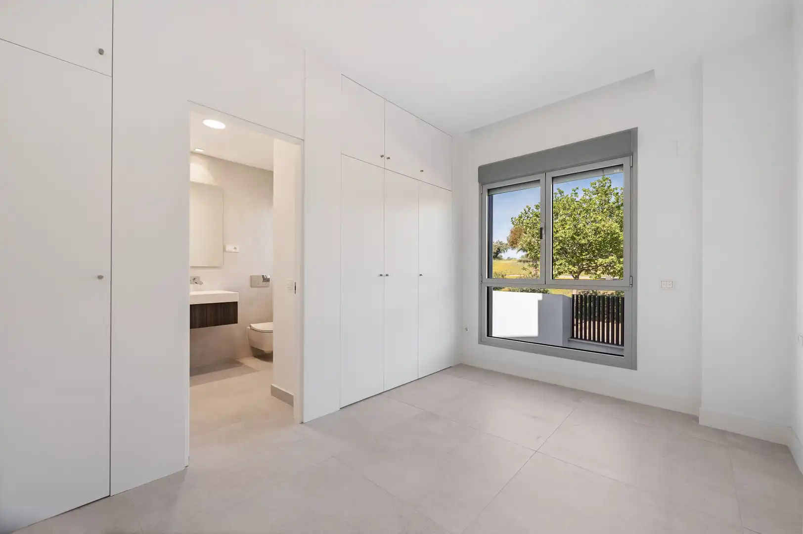 Bedroom of Attic for rent in Marbella  with Air Conditioner, Terrace and Storage room