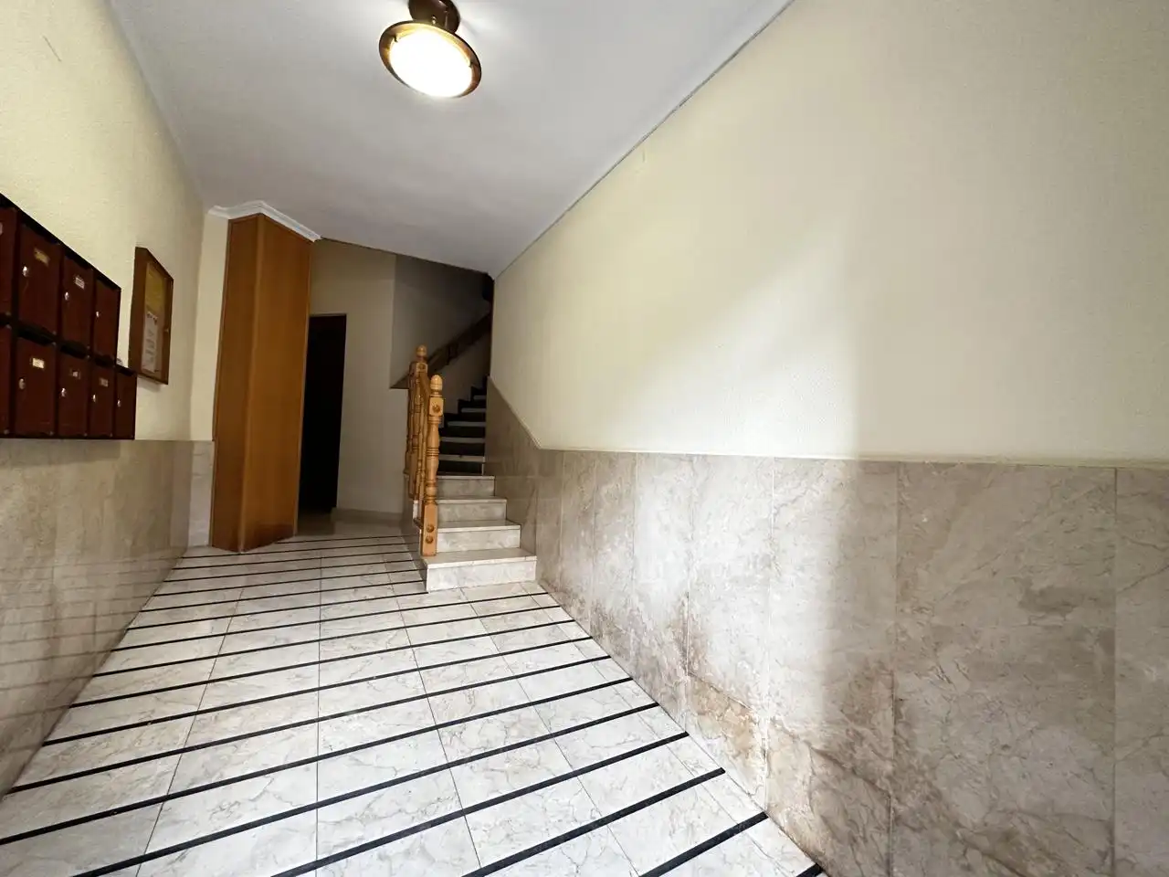 Piso de alquiler en calle Alona, Benalúa