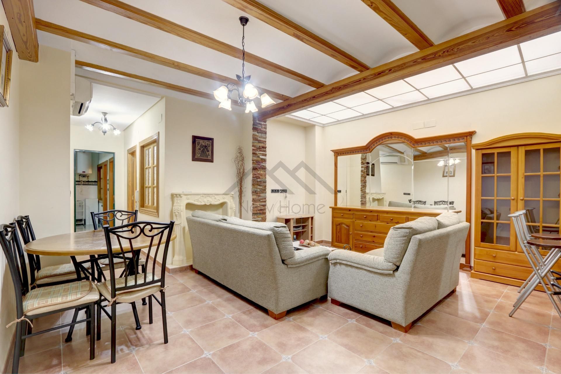 Sala d'estar de Casa o xalet de lloguer en Benaguasil amb Aire condicionat, Calefacció i Jardí privat