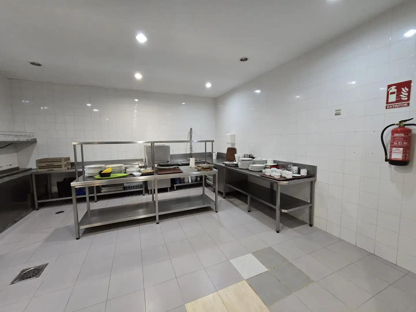 Kitchen of Buildings for sale in Esquivias  with Alarm