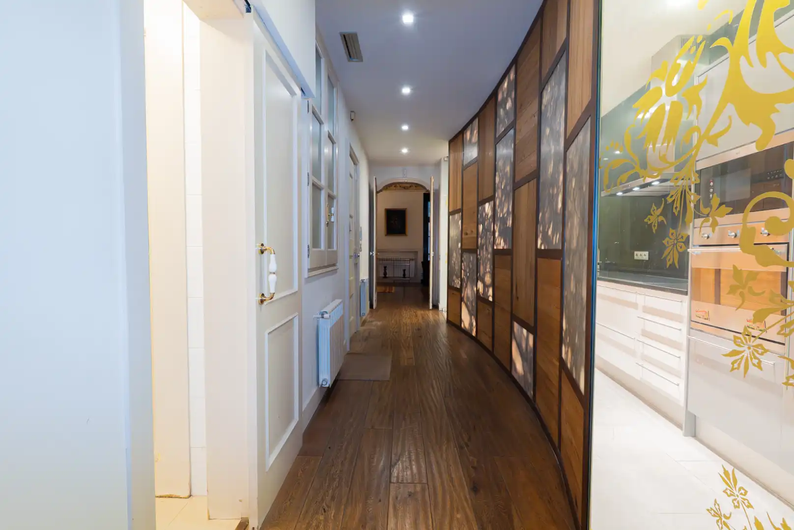 Flat for sale in Barcelona  with Air Conditioner, Heating and Parquet flooring